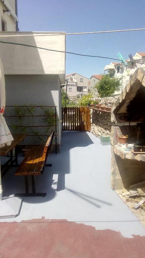 Apartment Mika Vodice Exterior foto